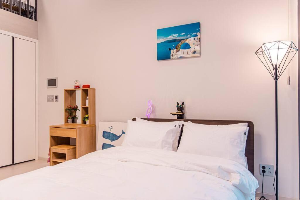 The Castle Ocean Marina Double Suite Yeosu Exterior photo